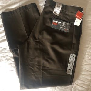 Men’s Docker Flat Front Dress Pants